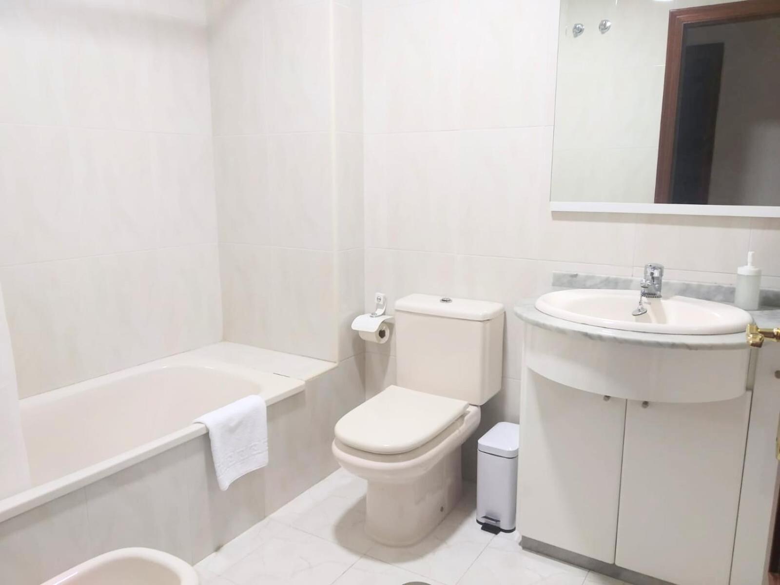 Apartamento Ziralla Con Garaje Gratis Allariz Exteriör bild